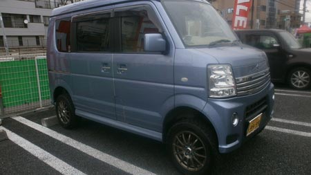 軽自動車集合 スタッフ日記 タイヤ館 足立 東京都のタイヤ カー用品ショップ タイヤからはじまる トータルカーメンテナンス タイヤ館グループ