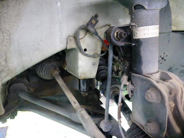 ホンダ ＲＦ3 ステップワゴン】スタビリンク交換です。 | サービス事例 | タイヤ館 阿見 | 茨城県のタイヤ、カー用品ショップ  タイヤからはじまる、トータルカーメンテナンス タイヤ館グループ