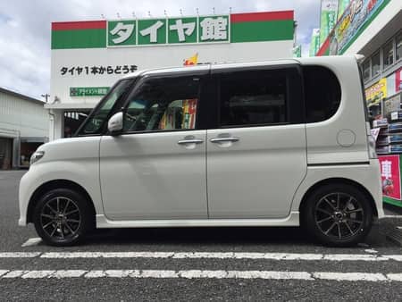 タントカスタム ｌ３７５ １４インチホイール サービス事例 タイヤ館 府中 東京都のタイヤ カー用品ショップ タイヤからはじまる トータルカーメンテナンス タイヤ館グループ