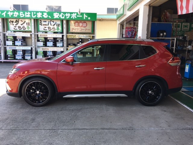 Xトレイルにホムラ２ ９で２０インチを装着しました 日産 エクストレイル ホイール タイヤ ホイール関連 タイヤ ホイール交換 スタッフ日記 タイヤ館 出水 タイヤからはじまる トータルカーメンテナンス タイヤ館グループ