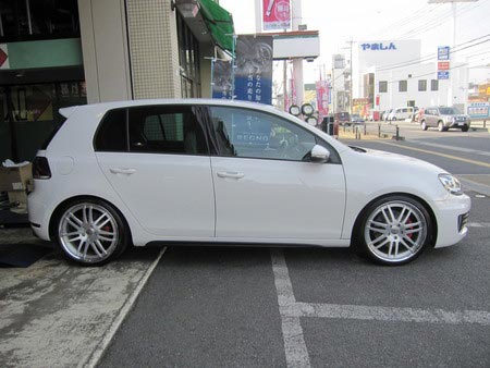 ゴルフ6 ｇｔｉ 車高調取付 フォルクスワーゲン ゴルフ6 Gti その他 パーツ取付 サスペンション取付 サービス事例 タイヤ館 奈良 奈良県のタイヤ カー用品ショップ タイヤからはじまる トータルカーメンテナンス タイヤ館グループ