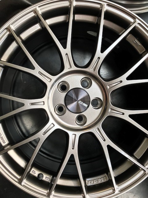 軽量ホイールでドレスアップ スバル Xv ホイール スタッフ日記 タイヤ館 ヤマト タイヤからはじまる トータルカーメンテナンス タイヤ館グループ