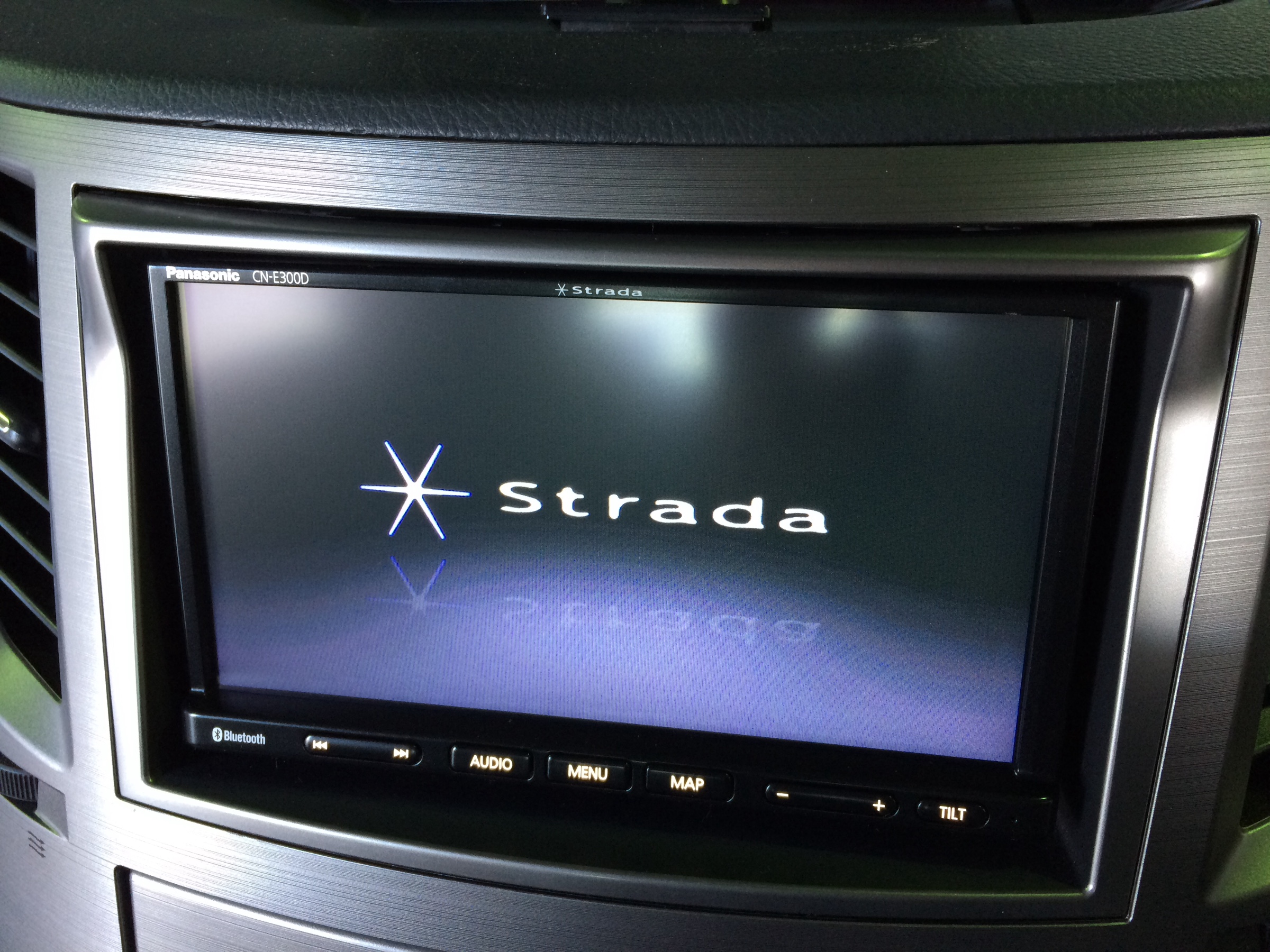 ナビ取付/モニター/カメラ【持ち込みOK】パナソニック/Strada