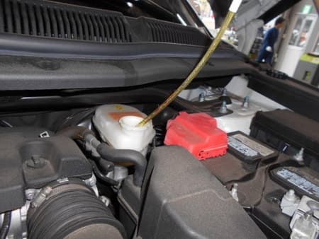 車検 エクスプローラー ブレーキフルード交換 サービス事例 タイヤ館 多摩境 タイヤからはじまる トータルカーメンテナンス タイヤ館グループ