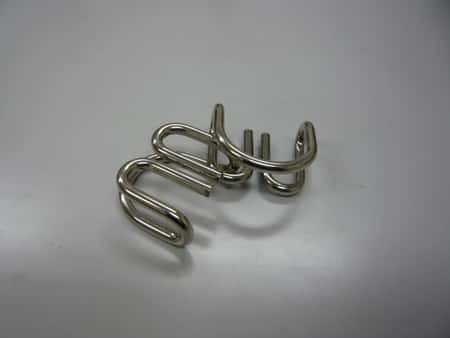 知恵の輪って難しいですよね スタッフ日記 タイヤ館 千葉ニュータウン 千葉県のタイヤ カー用品ショップ タイヤからはじまる トータルカーメンテナンス タイヤ館グループ