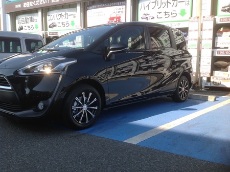 トヨタ/シエンタ】この春の新作アルミホイールです！！ | 店舗お