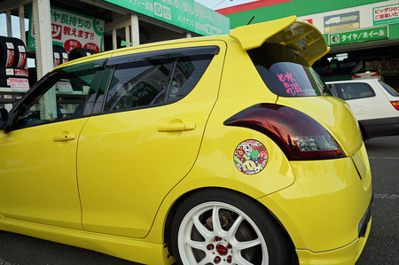 スイフトスポーツ ZC32Sに トライフォース リアウイング | 店舗