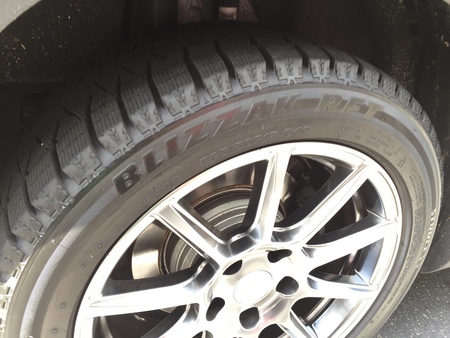 Bmw X1 スタッドレス ランフラット タイヤ Bmw 1シリーズ タイヤ タイヤ ホイール関連 ランフラットタイヤ 交換 サービス事例 タイヤ館 長尾 タイヤからはじまる トータルカーメンテナンス タイヤ館グループ