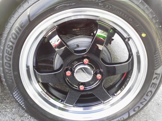 軽自動車のホイール交換も当店へ！ステラ・エンケイ９２