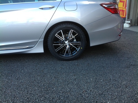 アコードハイブリッド スタッドレス ホイールセット | 店舗おススメ