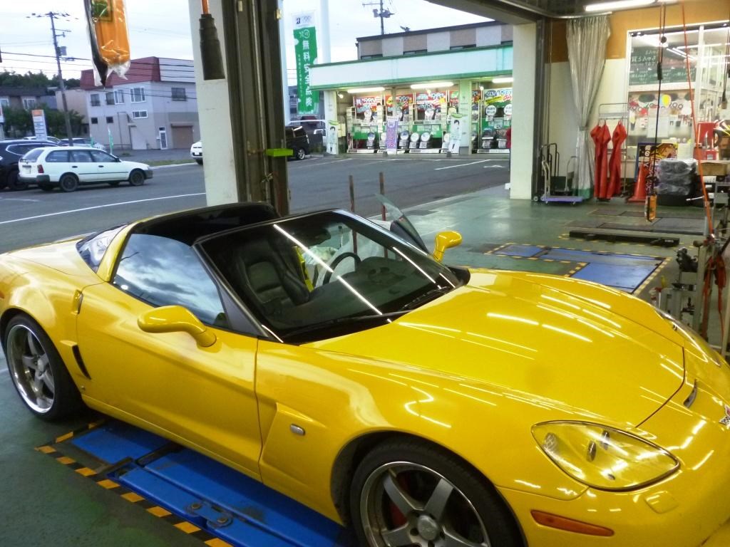 かっちょ良い アメ車にドラレコ取付 シボレー シボレーコルベット Av ナビ機器 サービス事例 タイヤ館 千歳 タイヤからはじまる トータルカーメンテナンス タイヤ館グループ