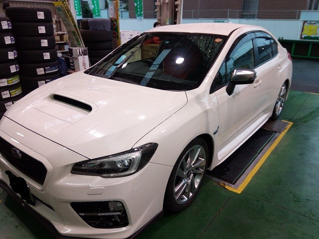 スバルWRX S4 ミラーカバー交換（ボディ同色に！） | スバル WRX S4 その他 外装・内装取付 > エアロ取付 | 作業日記 | タイヤ館  春日 | タイヤからはじまる、トータルカーメンテナンス タイヤ館グループ
