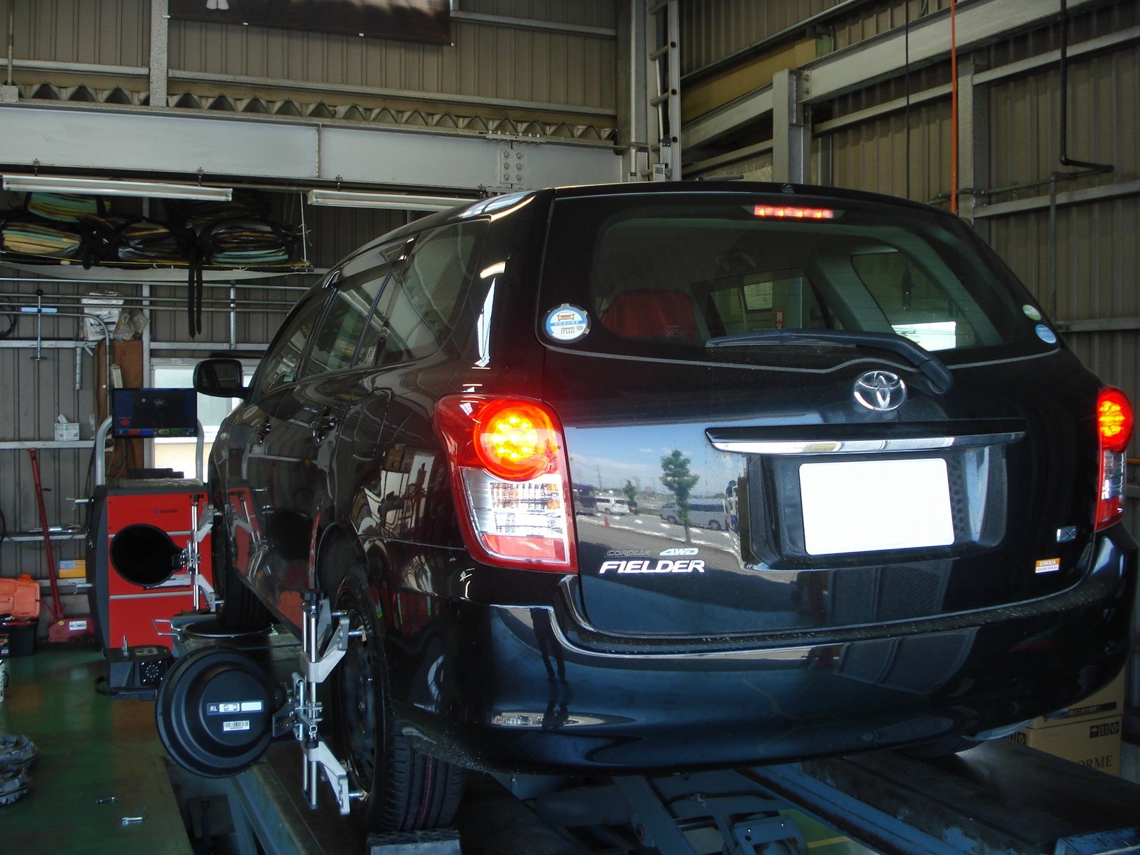 E14系カローラフィールダー