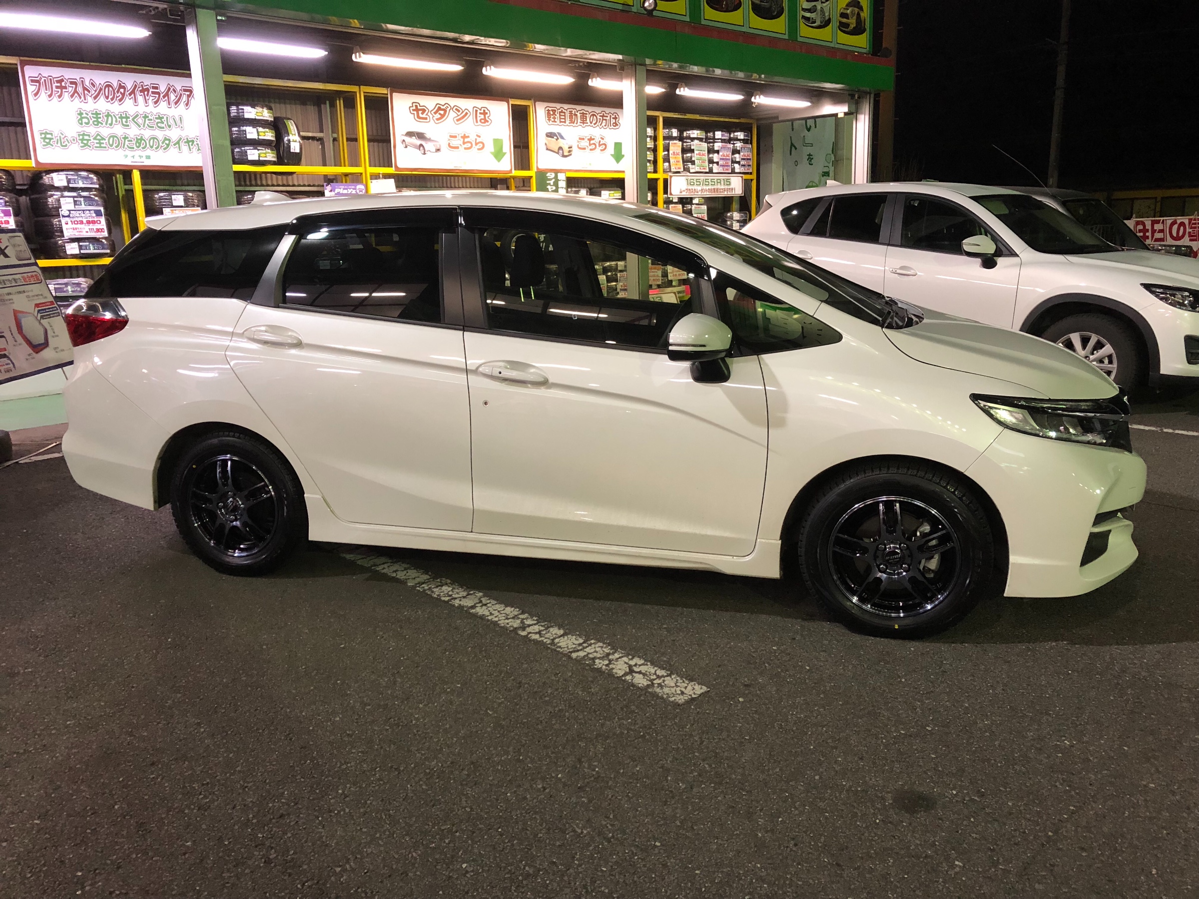 ホンダ シャトル スタッドレス取付け ホンダ シャトル タイヤ タイヤ ホイール関連 タイヤ ホイール交換 谷田部店の作業記録 タイヤ館 つくば谷田部 茨城県のタイヤ カー用品ショップ タイヤからはじまる トータルカーメンテナンス タイヤ館グループ