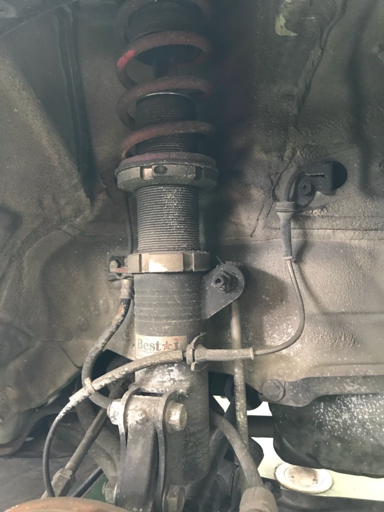 ワゴンrスティングレー Mh23s Rs R Best I C K車高調取付 スズキ ワゴンr スティングレー その他 パーツ取付 各メーカー 車高調 ダウンスプリング ショックアブソーバー交換 スポーツブレーキパッド ローター 純正部品各種取付 サービス事例 タイヤ館 瀬谷
