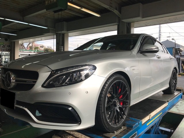 メルセデス ベンツ AMG C63S（W205）タイヤ交換。 | スタッフ日記