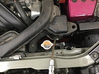 日産・キューブ(Z12)のCVTｵｲﾙ交換 | 店舗おススメ情報 | タイヤ