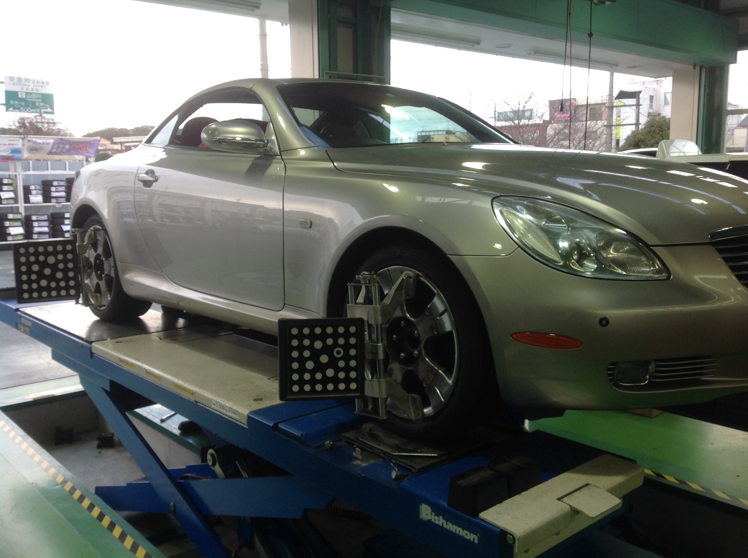トヨタ 40ソアラ タイヤ交換！！  トヨタ ソアラ タイヤ  サービス 