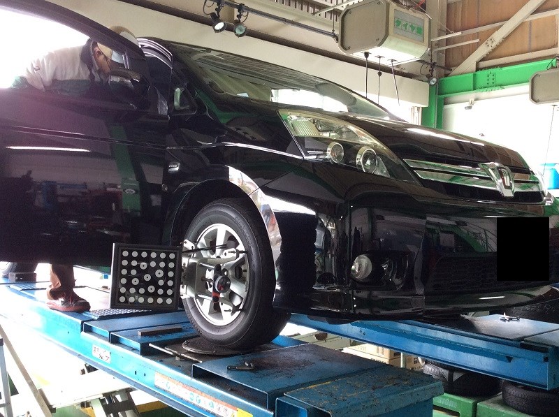 ＴＯＹＯＴＡ　アイシス