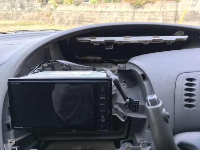 エスティマ ａｃｒ３０ｗ メーター球交換 トヨタ エスティマ サービス事例 タイヤ館 太宰府 タイヤからはじまる トータルカーメンテナンス タイヤ館グループ