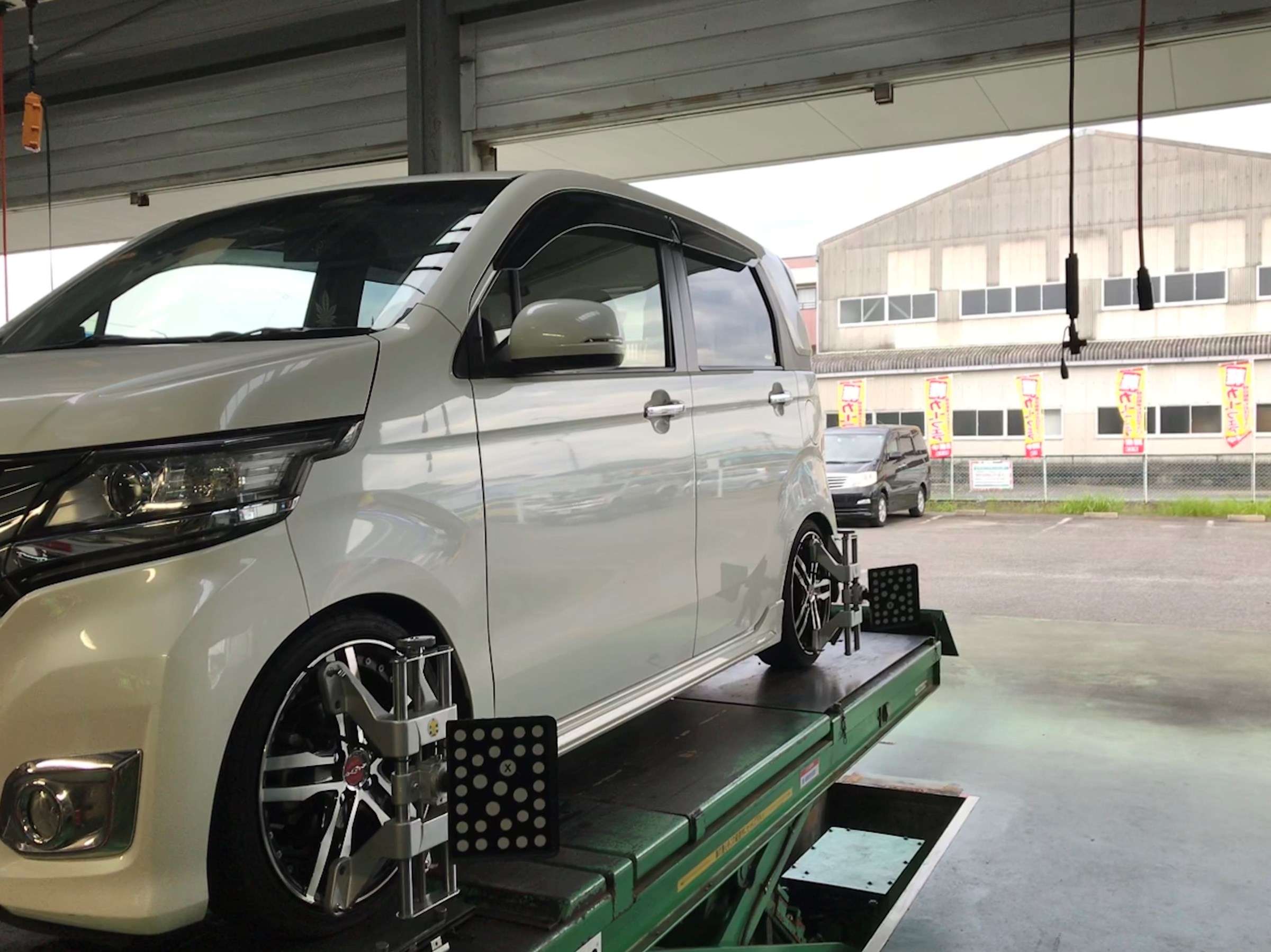 Honda N Wgn アライメント調整 ホンダ N Wgn タイヤ ホイール関連 4輪トータルアライメント調整 サービス事例 タイヤ館 佐世保北 タイヤからはじまる トータルカーメンテナンス タイヤ館グループ