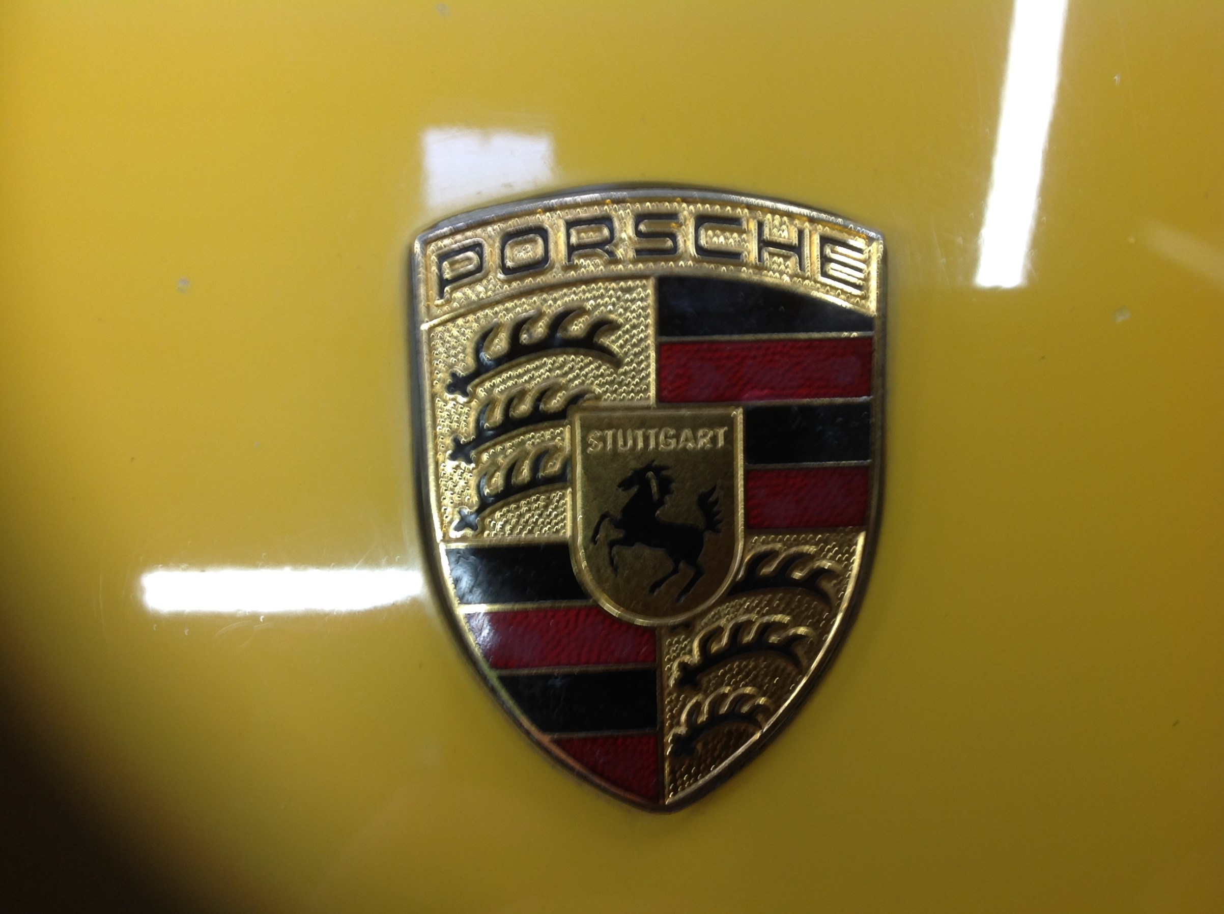 ポルシェ996のご紹介 ポルシェ 911 総和店の日常 タイヤ館 総和 茨城県のタイヤ カー用品ショップ タイヤからはじまる トータルカーメンテナンス タイヤ館グループ