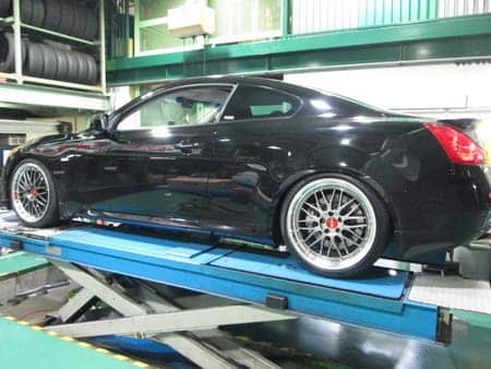 V３６ スカイラインクーペ 車高調装着 スタッフ日記 タイヤ館 加古川 兵庫県のタイヤ カー用品ショップ タイヤからはじまる トータルカーメンテナンス タイヤ館グループ