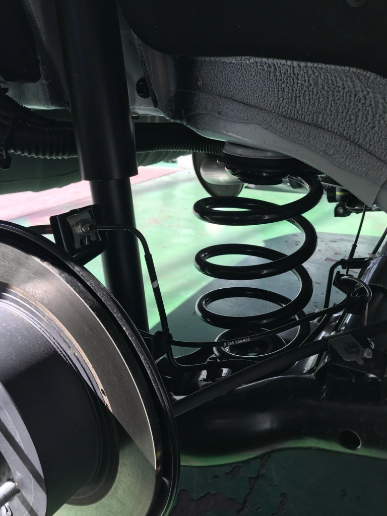 C27セレナ ハイウェイスター Impulスポーツコイルスプリング 取付 日産 セレナ その他 パーツ取付 各メーカー 車高調 ダウンスプリング ショックアブソーバー交換 スポーツブレーキパッド ローター 純正部品各種取付 サービス事例 タイヤ館 瀬谷 神奈川県の