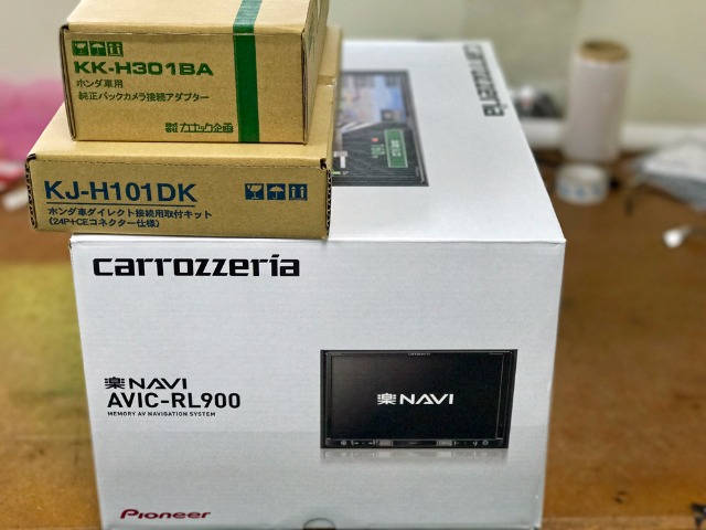 カロッツェリア 8インチ楽ナ ビAVIC-RL900 楽天市場】カロッツェリア 楽ナビ AVIC-RL900 8V型 VGAモニター