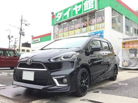 トヨタ 新型シエンタ タイヤ ホイール交換 Tpms取付 トヨタ シエンタ ホイール タイヤ ホイール関連 タイヤ ホイール交換 スタッフ日記 タイヤ館 松原 大阪府 和歌山県のタイヤからはじまる トータルカーメンテナンス タイヤ館グループ