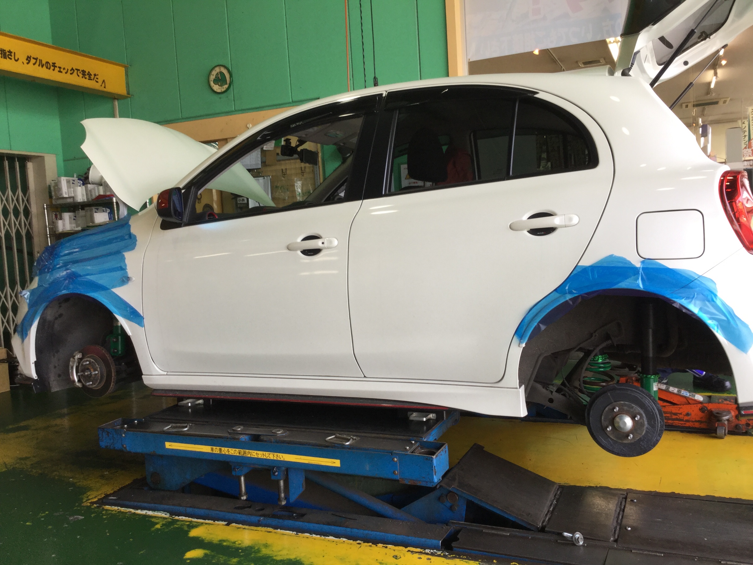 K13マーチNISMOに車高調取付け♪ | スタッフ日記 | タイヤ館 入間