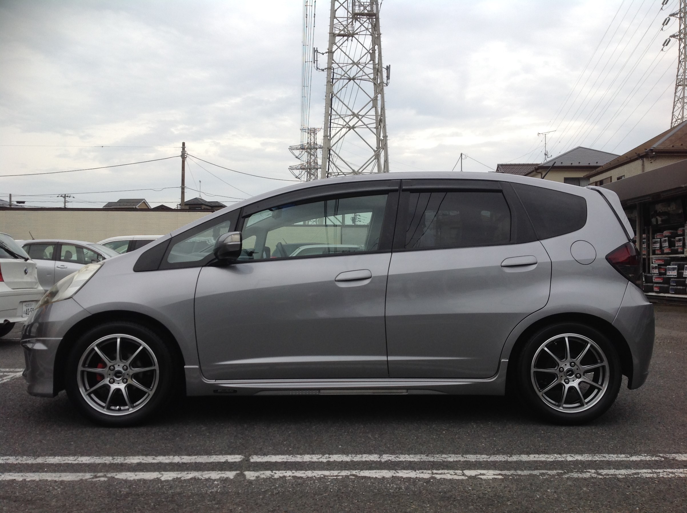 HONDA フィット ｘ G.speed P-01 | ホンダ フィット ホイール | 作業