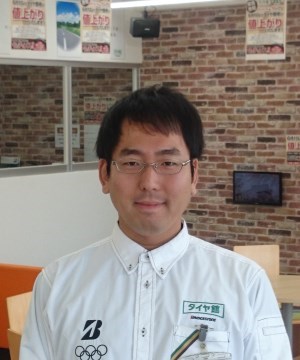 スタッフ　安藤