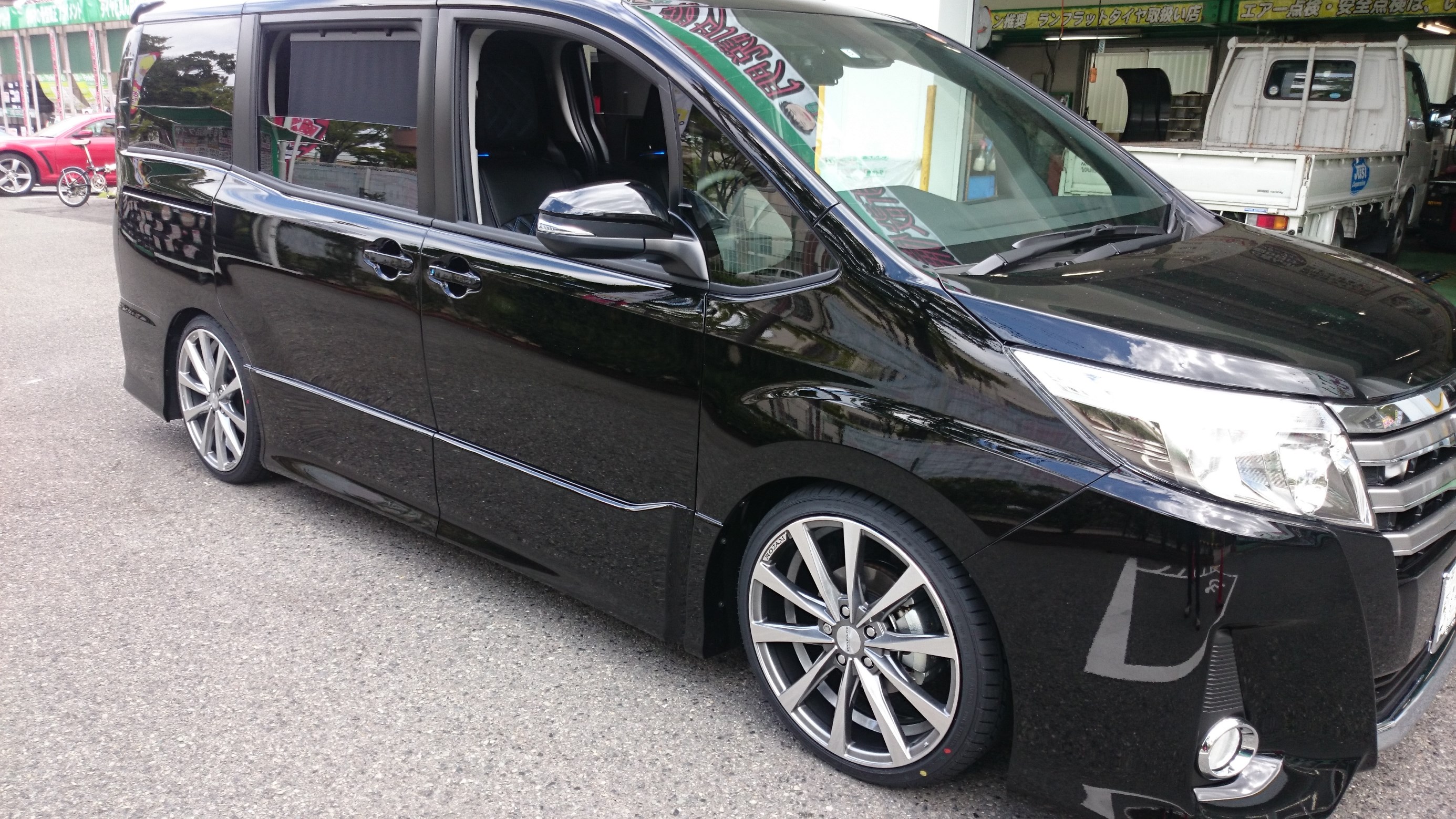 ☆ノア☆車高調取付け～☆(^O^)８０系☆ | トヨタ ノア その他 パーツ