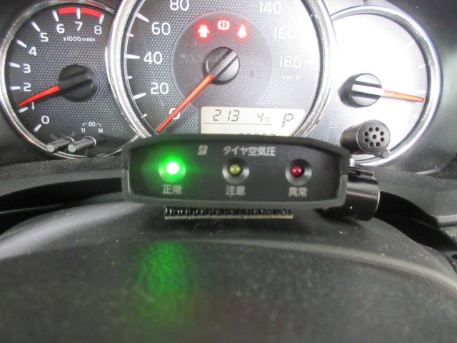 車内に設置したＴＰＭＳモニター