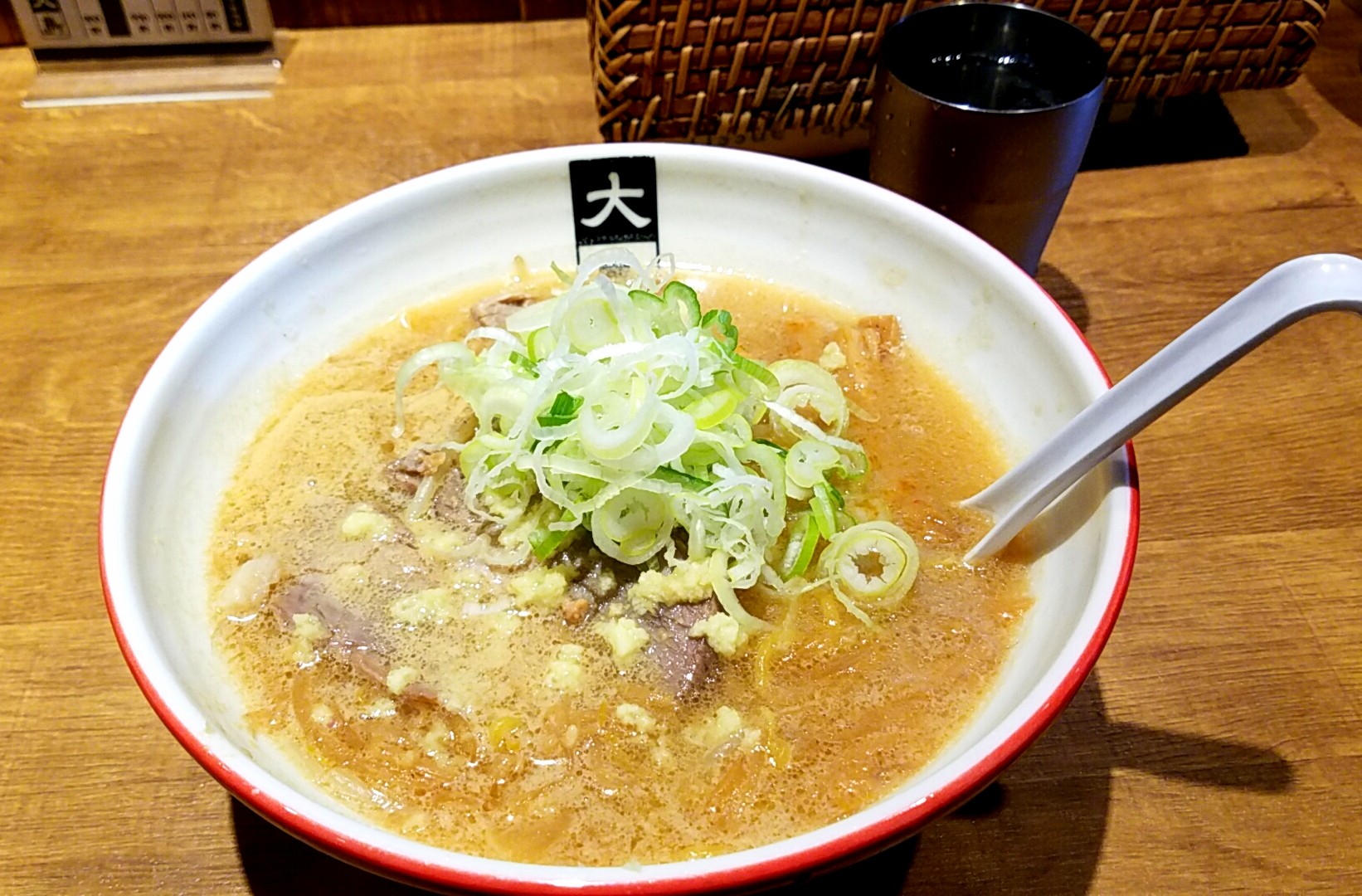 東京で一番旨い 味噌ラーメン スタッフ日記 タイヤ館 東京ｅｄｏｇａｗａ 東京都のタイヤ カー用品ショップ タイヤからはじまる トータルカーメンテナンス タイヤ館グループ