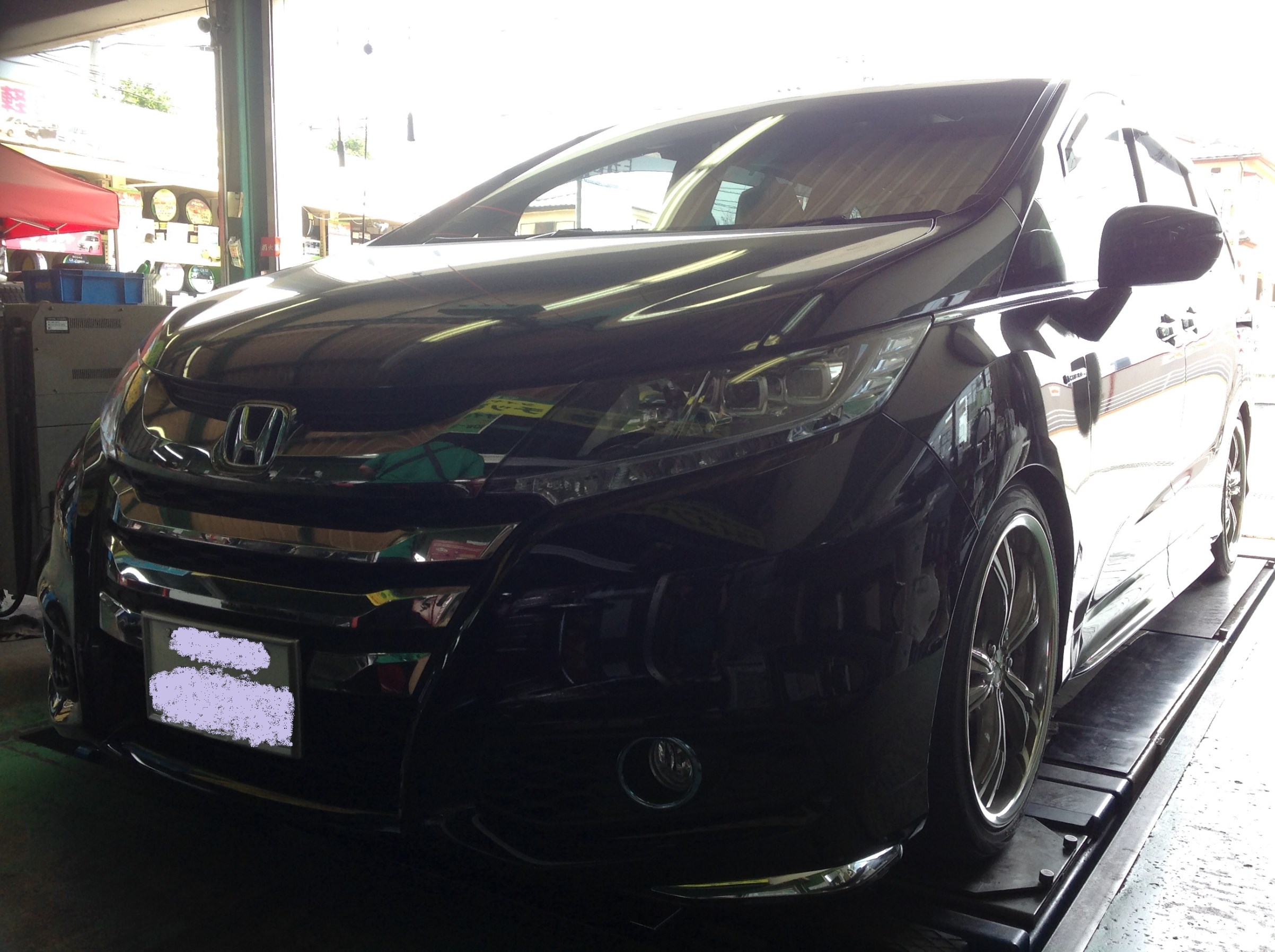 車高調整後はアライメント調整をおすすめします ゝ ゞﾖﾛｼｸｩ ホンダ オデッセイ サービス事例 タイヤ館 東船橋 千葉県のタイヤ カー用品ショップ タイヤからはじまる トータルカーメンテナンス タイヤ館グループ