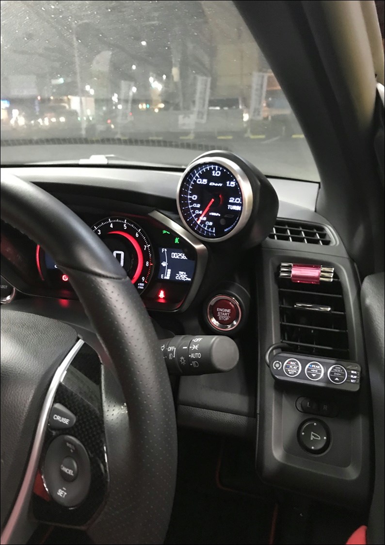 S660 ブースト計取付 トムクルーズの拘り編 サービス事例 タイヤ館 小松川 東京都のタイヤ カー用品ショップ タイヤからはじまる トータルカーメンテナンス タイヤ館グループ