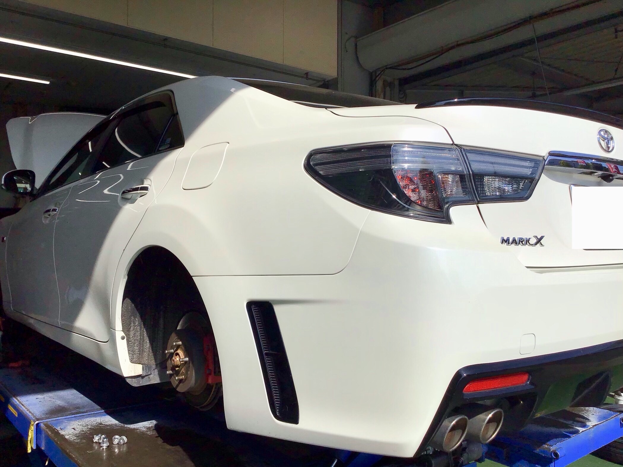 マークx G S タイヤ交換 アライメント調整 トヨタ マークx タイヤ タイヤ ホイール関連 4輪トータルアライメント調整 サービス事例 タイヤ館 守谷ふれあい 茨城県のタイヤ カー用品ショップ タイヤからはじまる トータルカーメンテナンス タイヤ館グループ