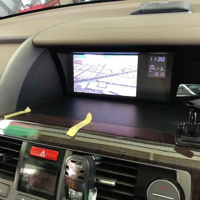 パナソニック ポータブルナビゲーション Cn G1300vd 取付 ホンダ エリシオン Av ナビ機器 カー用品取付 ドライブレコーダー ナビゲーション オーディオ サービス事例 タイヤ館 瀬谷 神奈川県のタイヤ カー用品ショップ タイヤからはじまる トータルカー