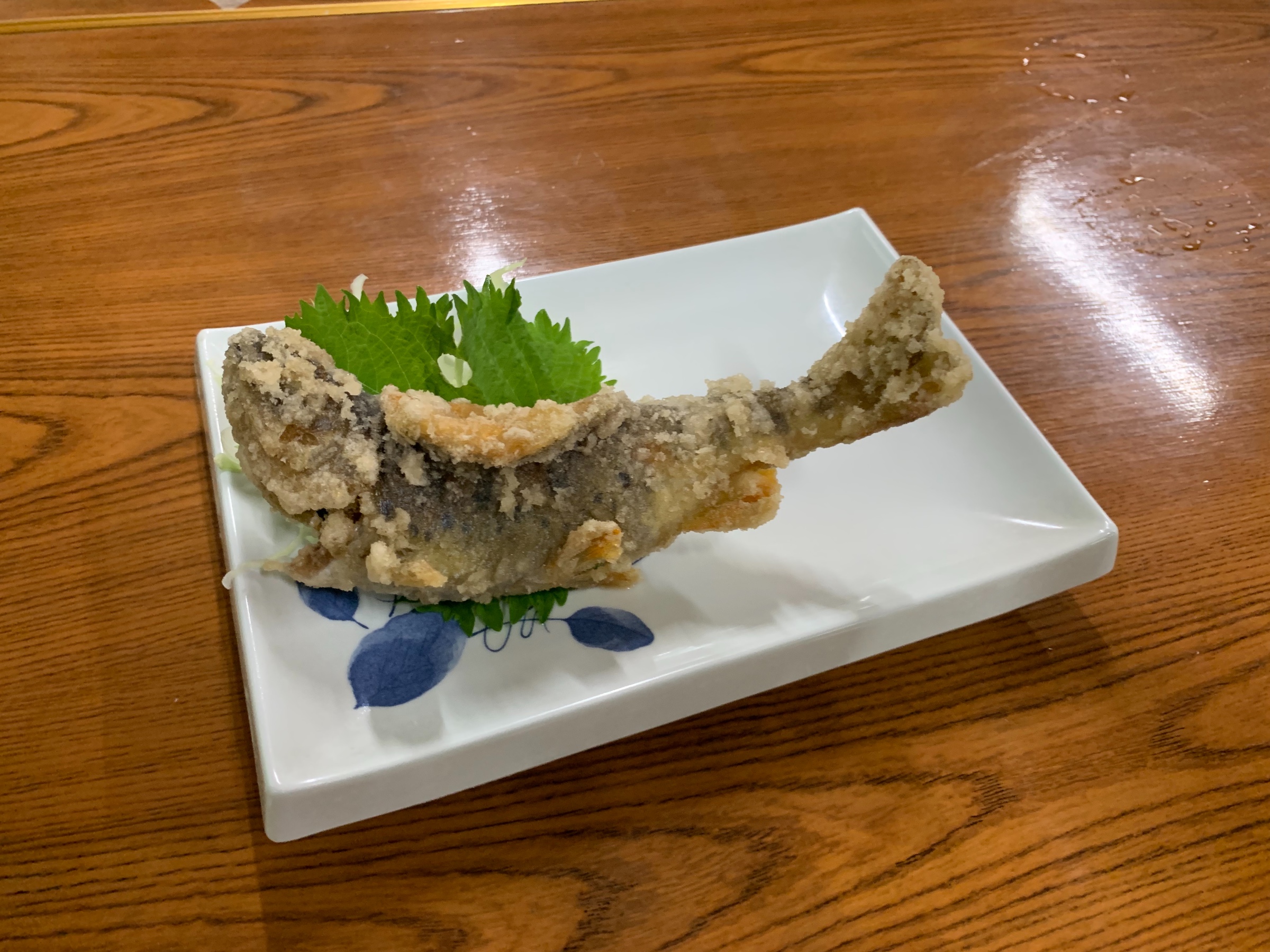 ヤマメの塩焼き スタッフ日記 タイヤ館 イオンモール大牟田 タイヤからはじまる トータルカーメンテナンス タイヤ館グループ