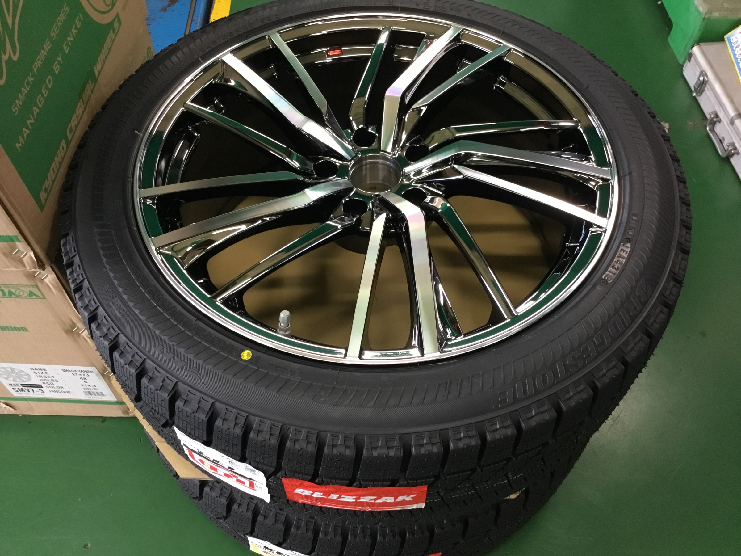 レクサス純正ホイール　BSスタッドレス　245/45R20