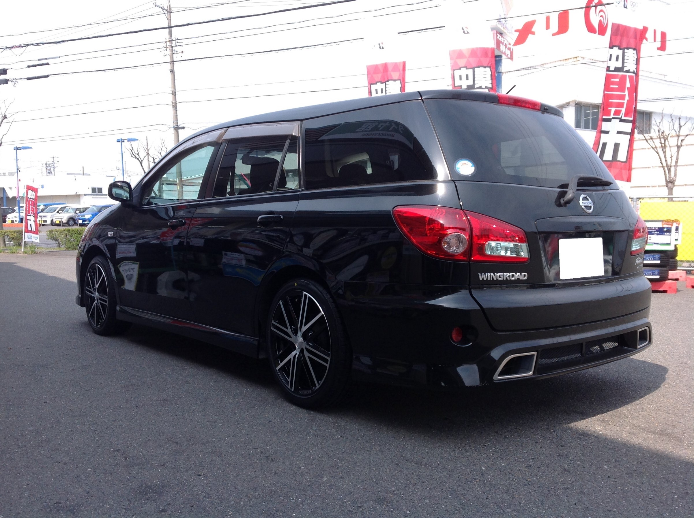 日産・Y12・ウイングロード】タイヤ・ホイール交換、アライメント作業