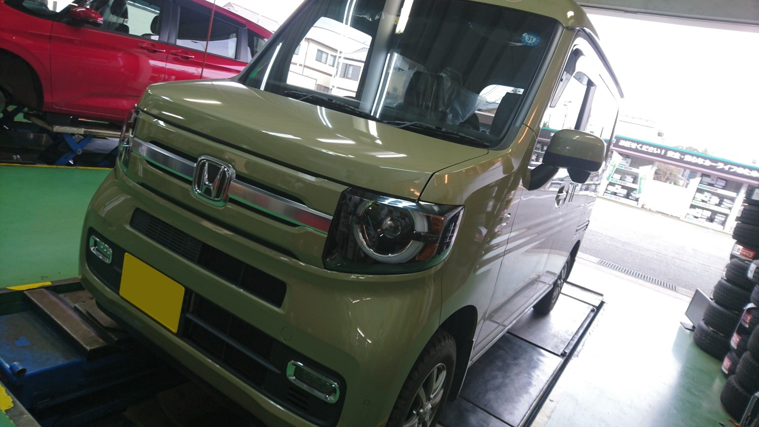 ホンダ N Van ドライブレコーダー取付 ホンダ その他 サービス事例 タイヤ館 西船橋 千葉県のタイヤ カー用品ショップ タイヤからはじまる トータルカーメンテナンス タイヤ館グループ