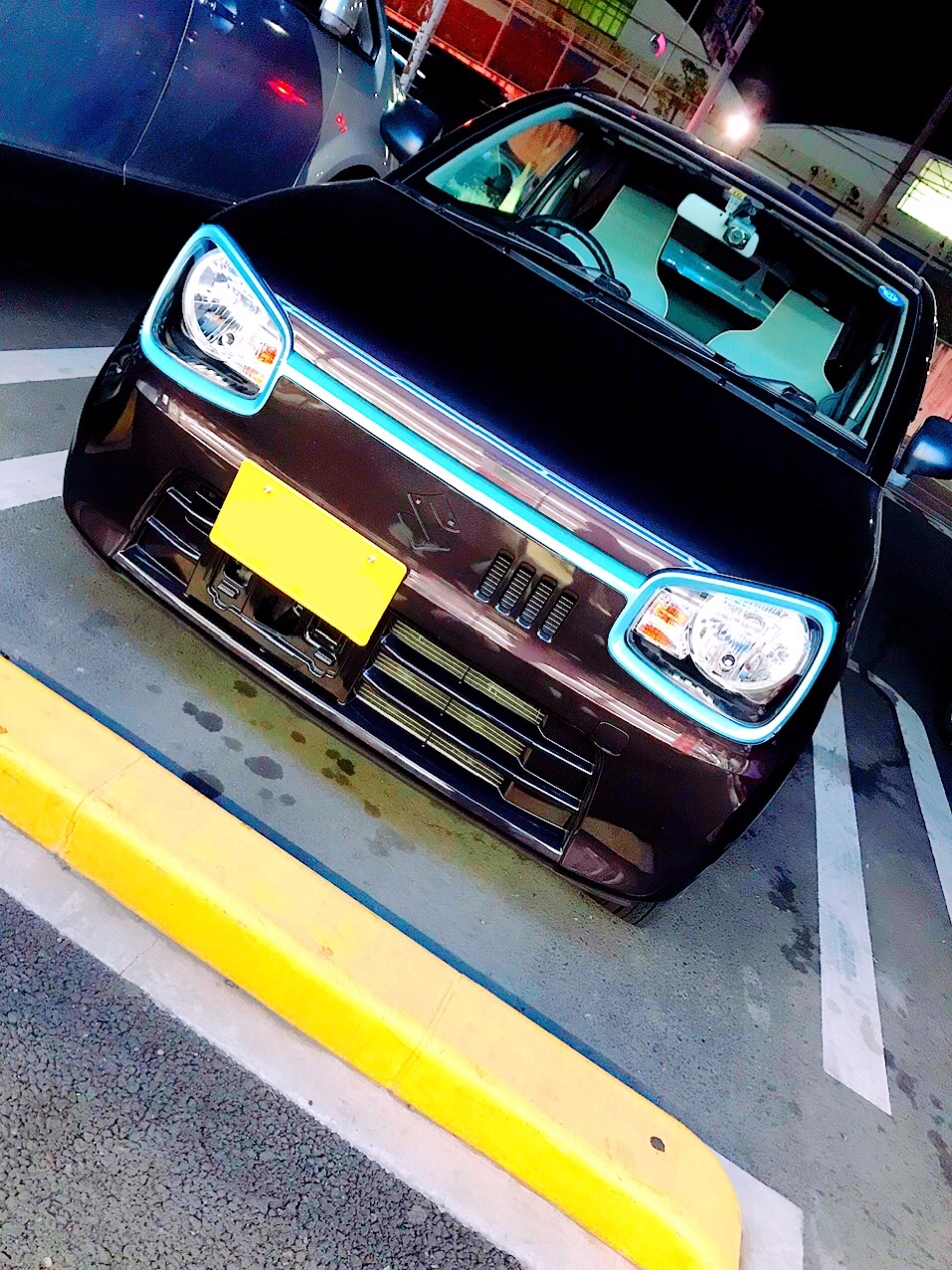 甘酸っぱい初恋風ペスカトーレ 思い出を添えて エンジンオイル交換のすすめ メンテナンス商品 オイル関連 エンジンオイル交換 スタッフ日記 タイヤ館 町田 東京都のタイヤ カー用品ショップ タイヤからはじまる トータルカーメンテナンス タイヤ館