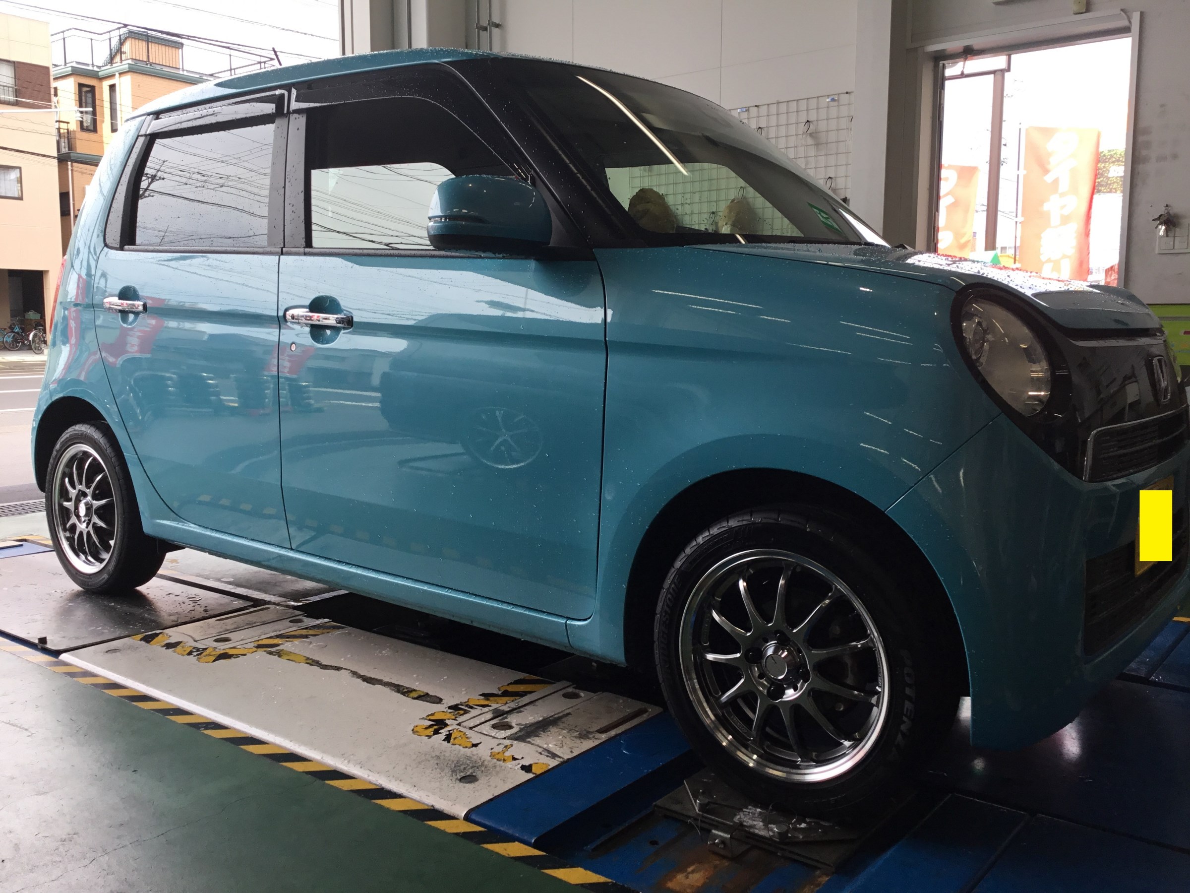 N One アルミホイール サービス事例 タイヤ館 静岡中原 タイヤからはじまる トータルカーメンテナンス タイヤ館グループ