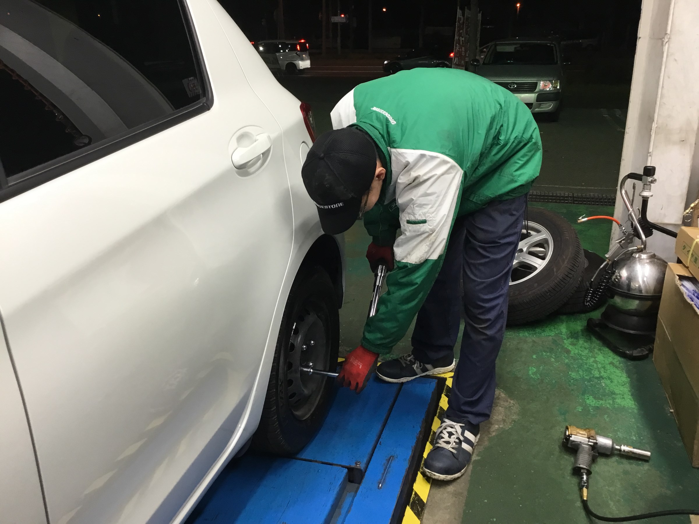 トルクレンチでのナット締め