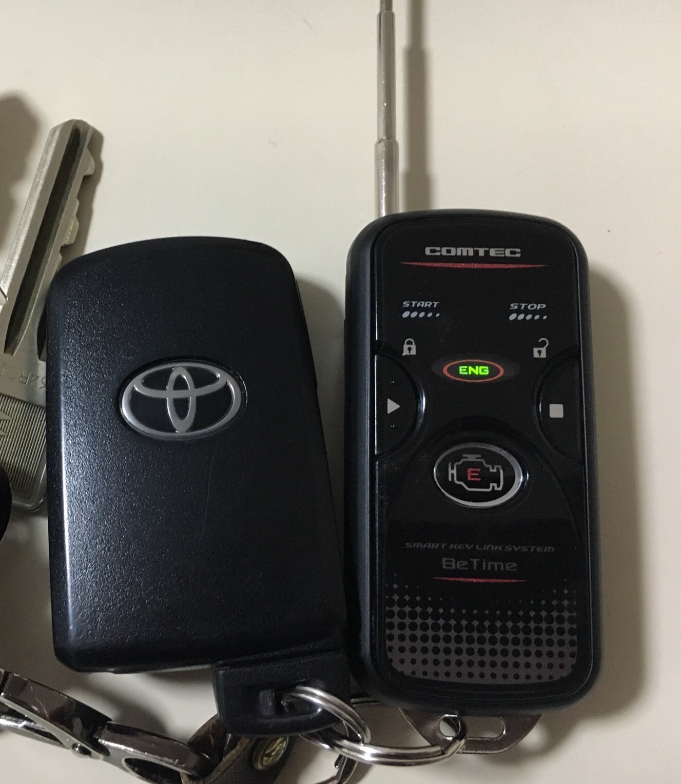 リモコンエンジンスターター 使ってみての感想 トヨタ ノア その他 パーツ取付 各種用品取付 技術サービス施工事例 タイヤ館 福岡東 タイヤからはじまる トータルカーメンテナンス タイヤ館グループ