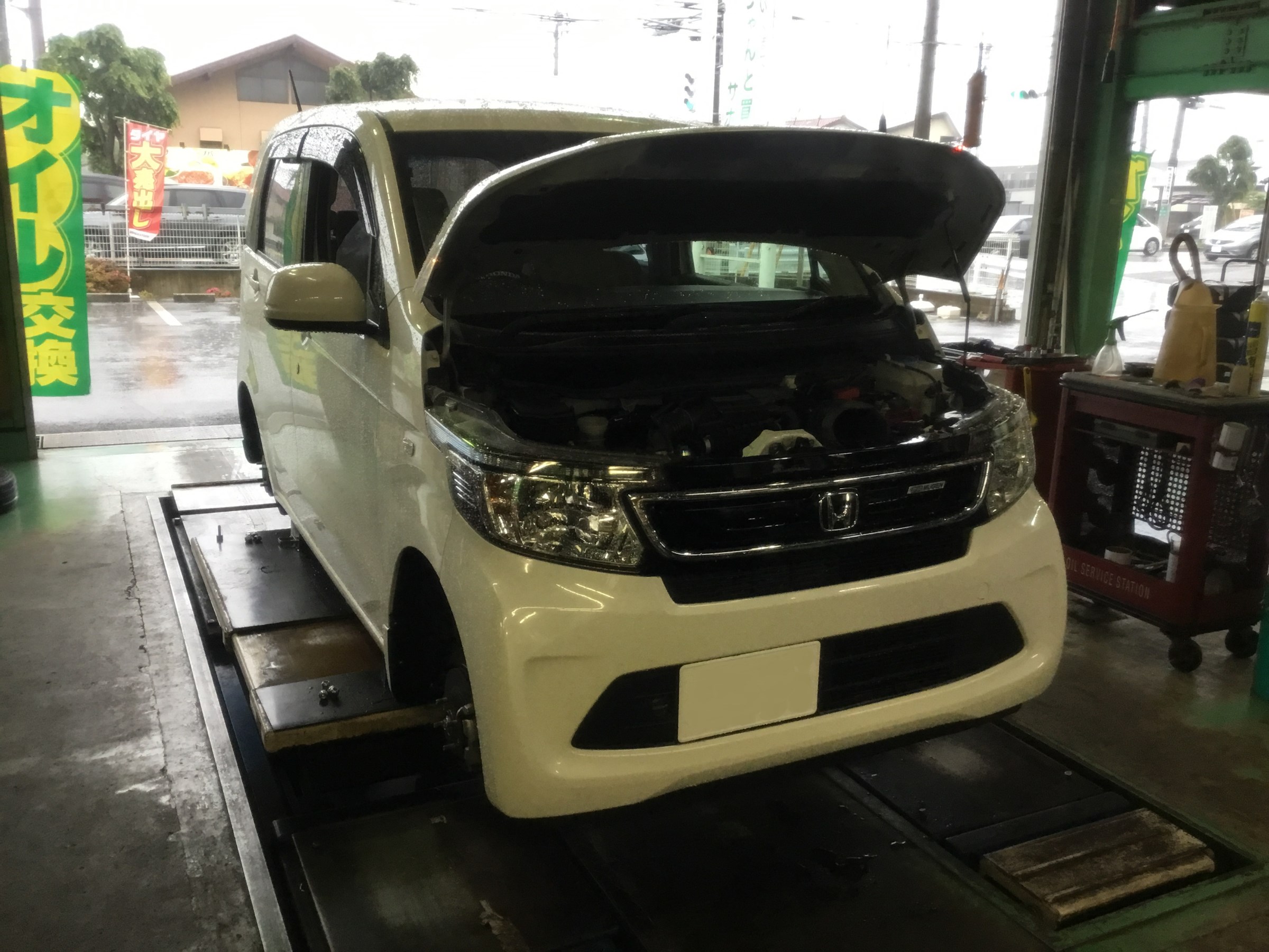 N-WGN、ブレーキフルード交換! ホンダ N-WGN 技術サービスブログ タイヤ館 鎌ヶ谷 千葉県のタイヤ、カー用品ショップ タイヤからはじまる、トータルカーメンテナンス タイヤ館グループ MUGEN(無限) ハイパフォーマンスブレーキフルード 500ml N-WGNカスタム JH3 JH4 2019 08- 品番:90000-XYB-B100