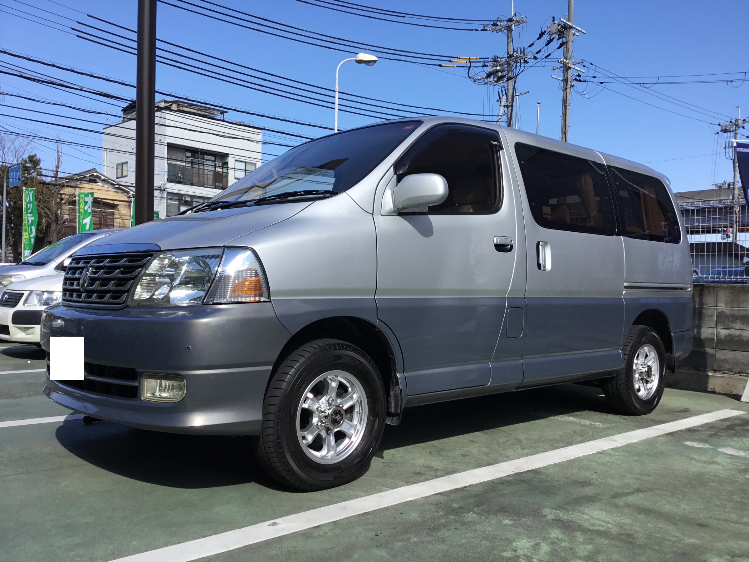 ☆トヨタ グランドハイエース ホイール交換☆ | 店舗おススメ ☆トヨタ グランドハイエース ホイール交換☆ | 店舗おススメ